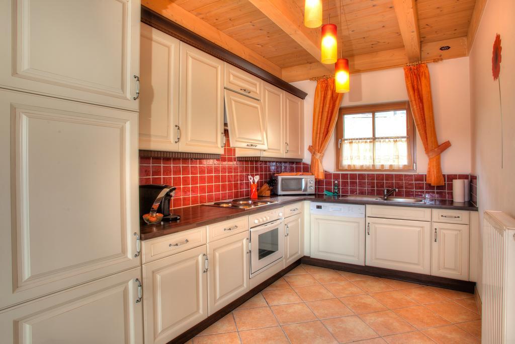 Mathiasl Wellness-Ferienhaeuser Bodensdorf Buitenkant foto